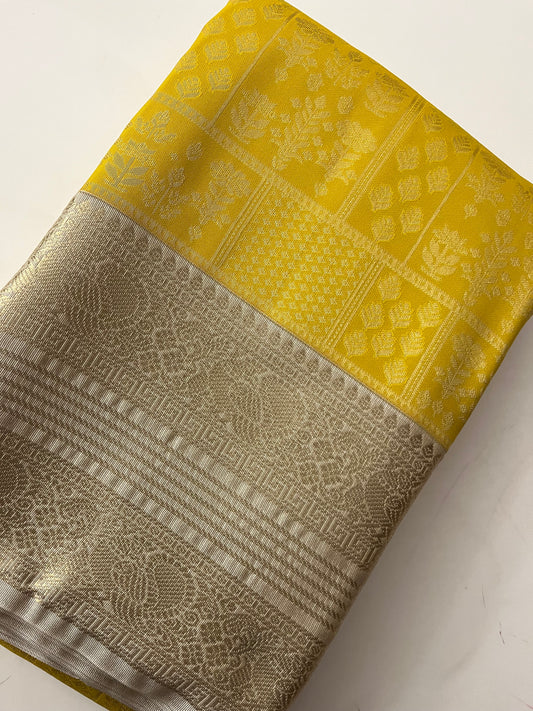 Ju11 Semi Silk