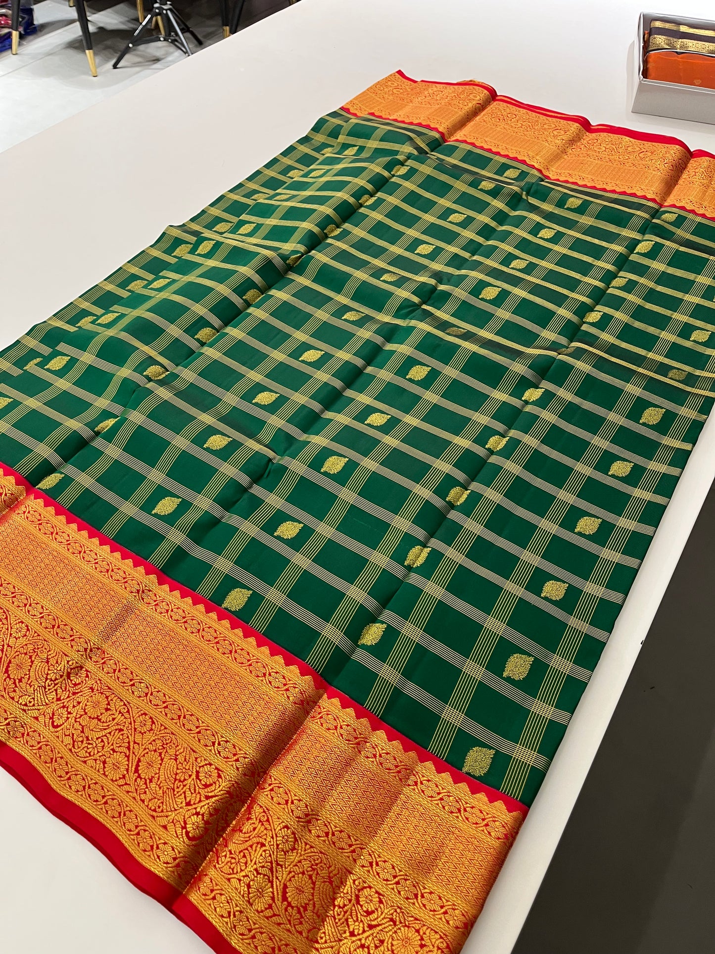 Pure Kanchipuram silk saree with silk mark certified
