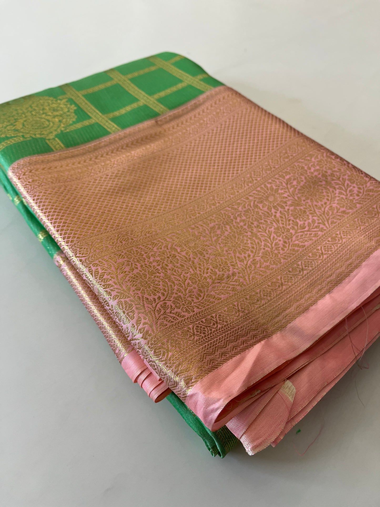 Semi Pattu Kanchi