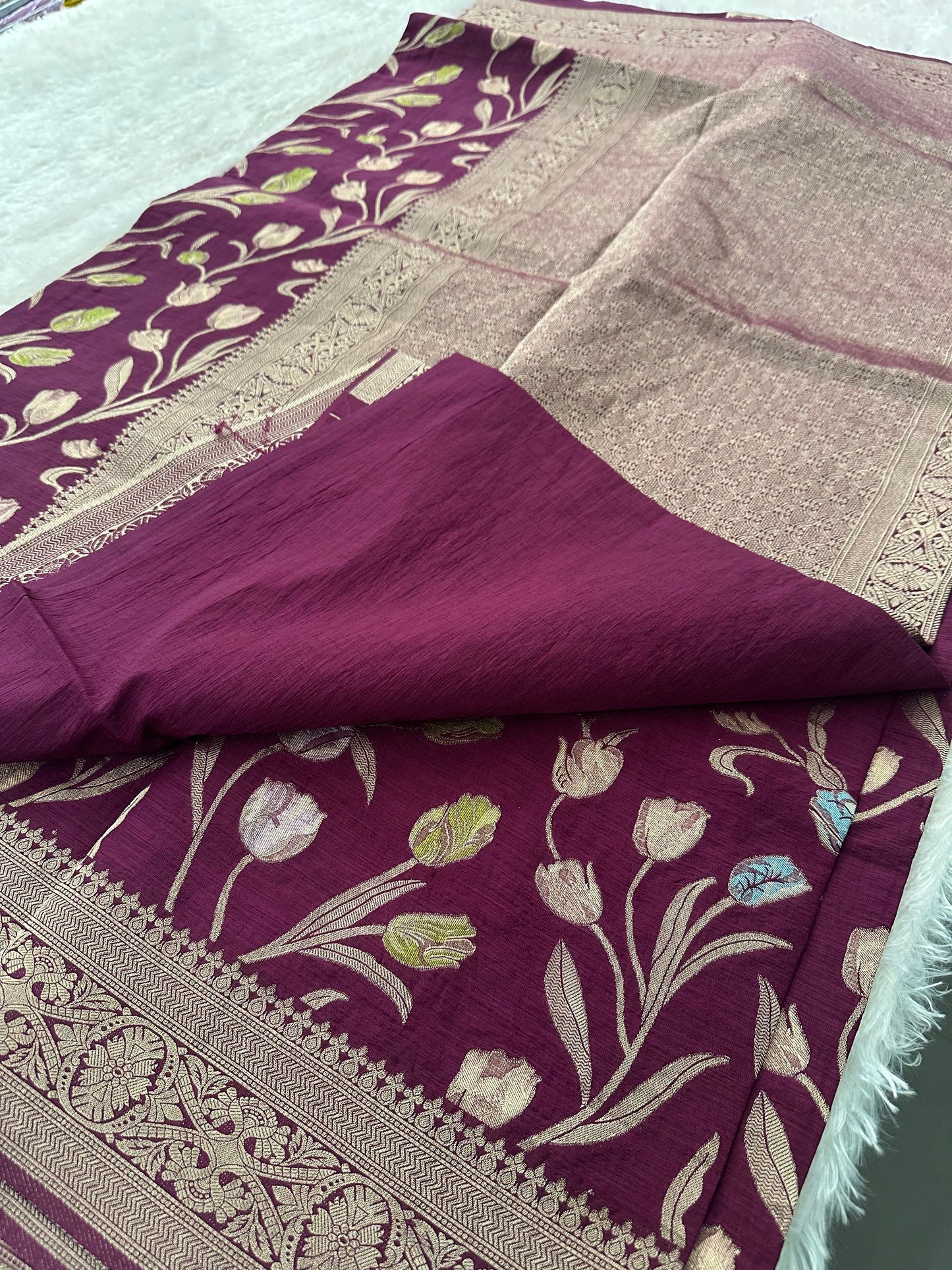 Tulips Linen Premium Saree-M13