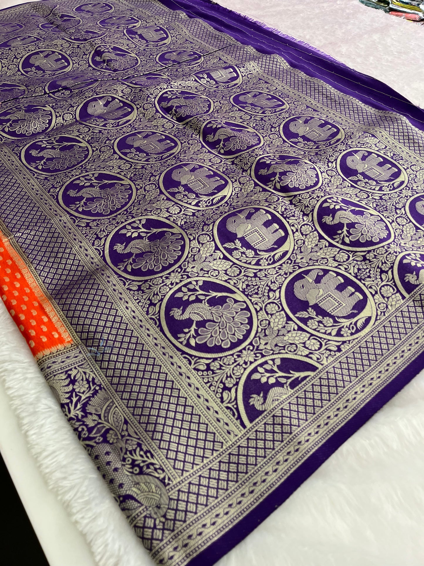 Kaddi Banarsi Small Butties Fancy