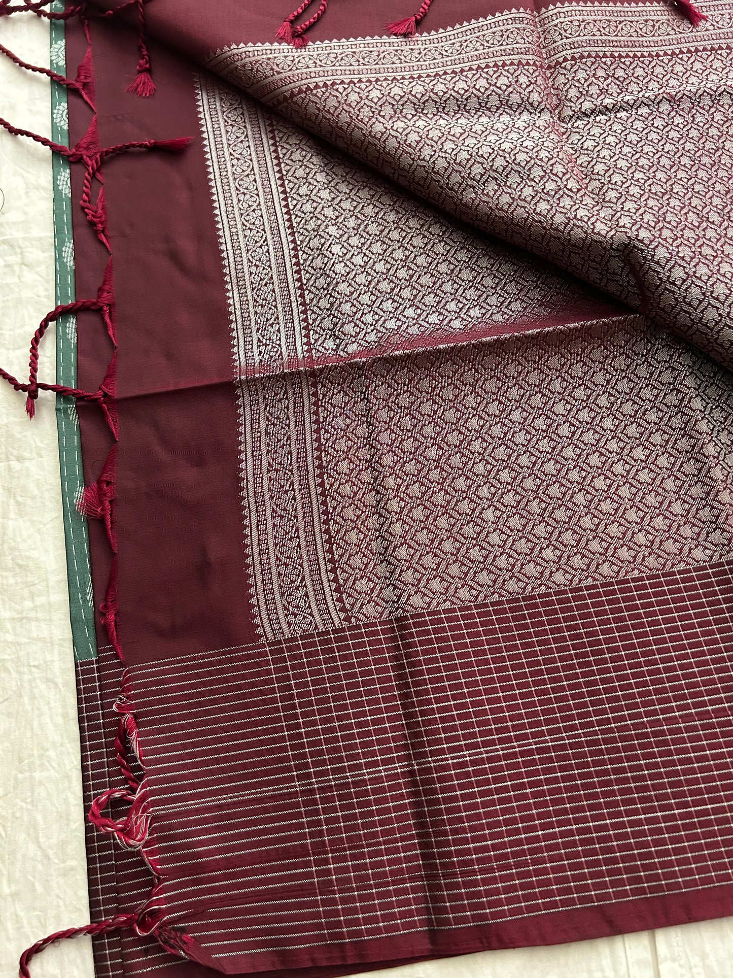 Ananta semi silk saree-light grey X rust