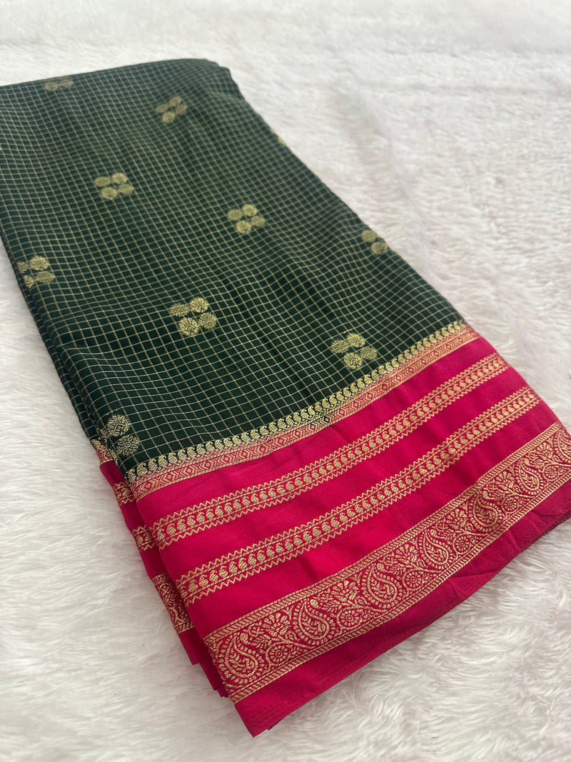 Semi Crepe Checks Saree - Green x Pink AU25