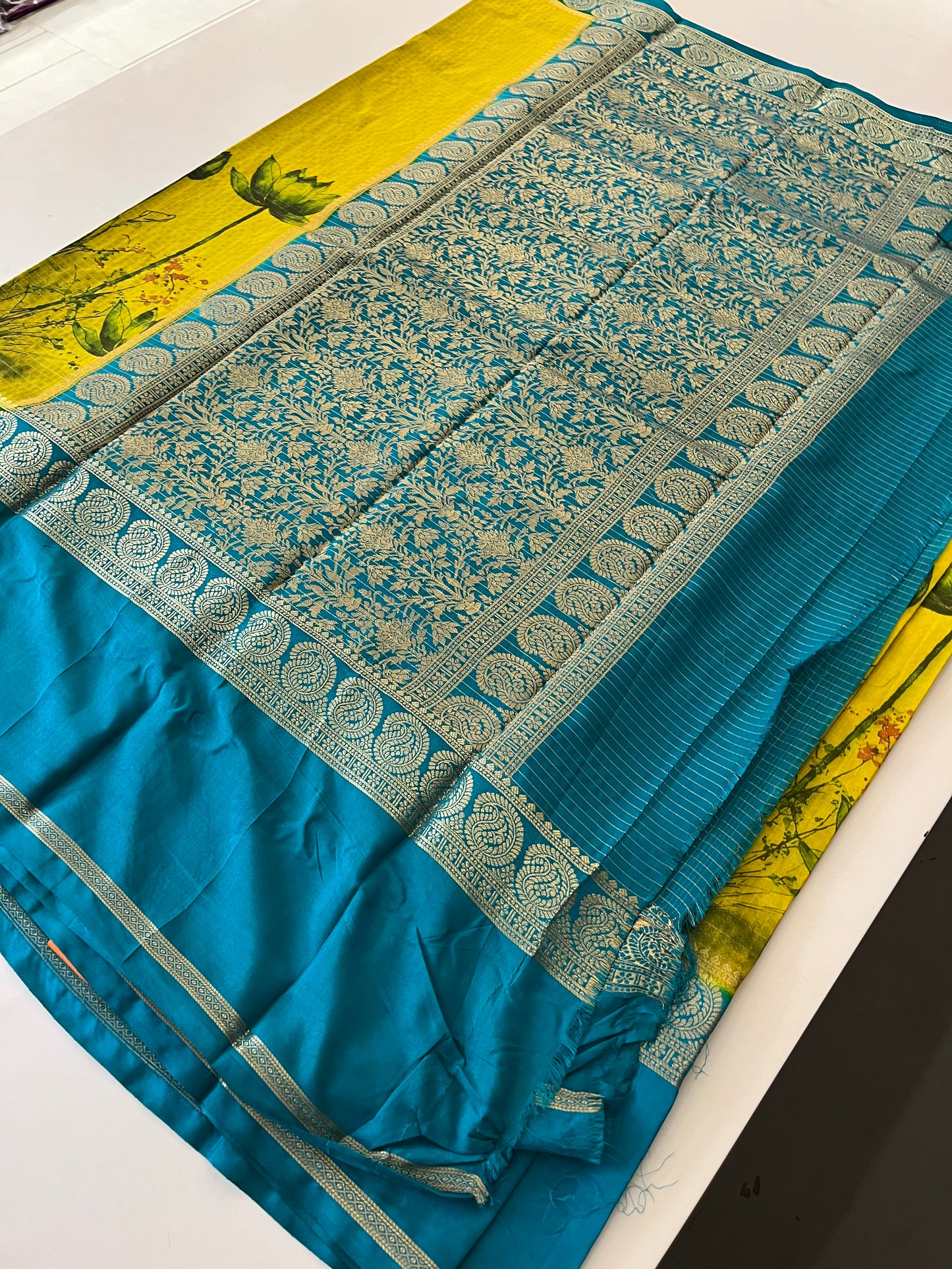 Designer crape fancy