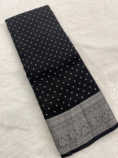 M7 Silver Dots kaddi fancy
