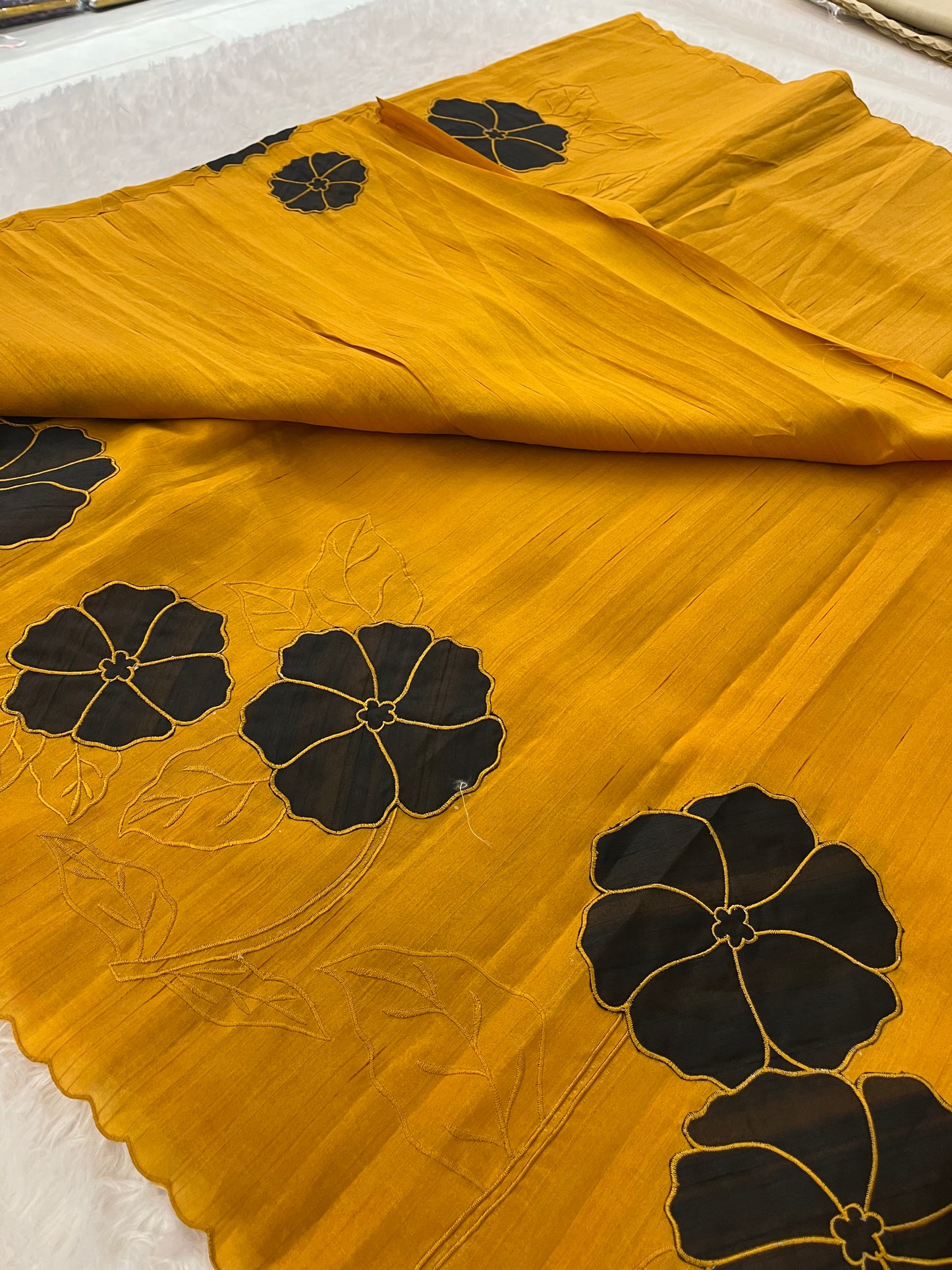 Tussar Appliqué J31