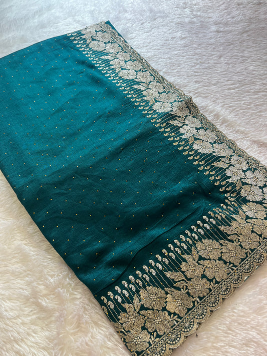 Scallop borde Fancy saree