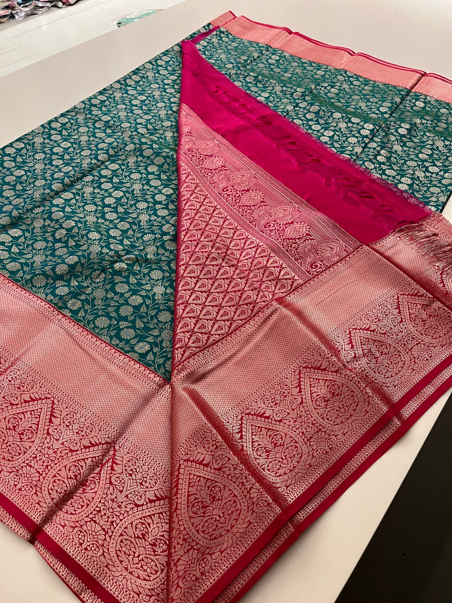 Semi Kanjeevaram  Tissue Silk Saree