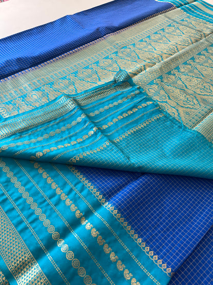 Crape Banarasi Checks Contrast