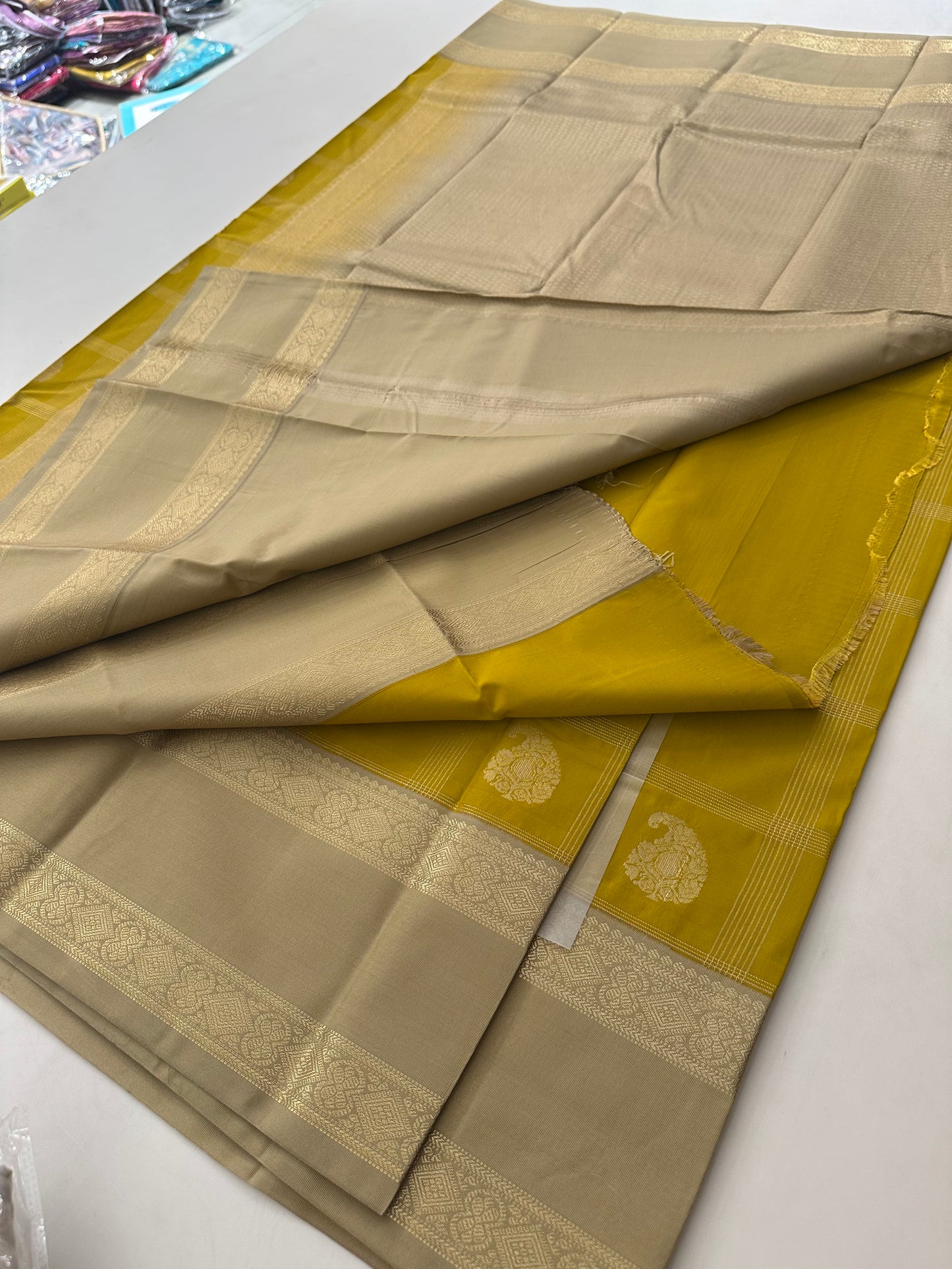 Semi Kanchi/Vegan Silk Saree-11
