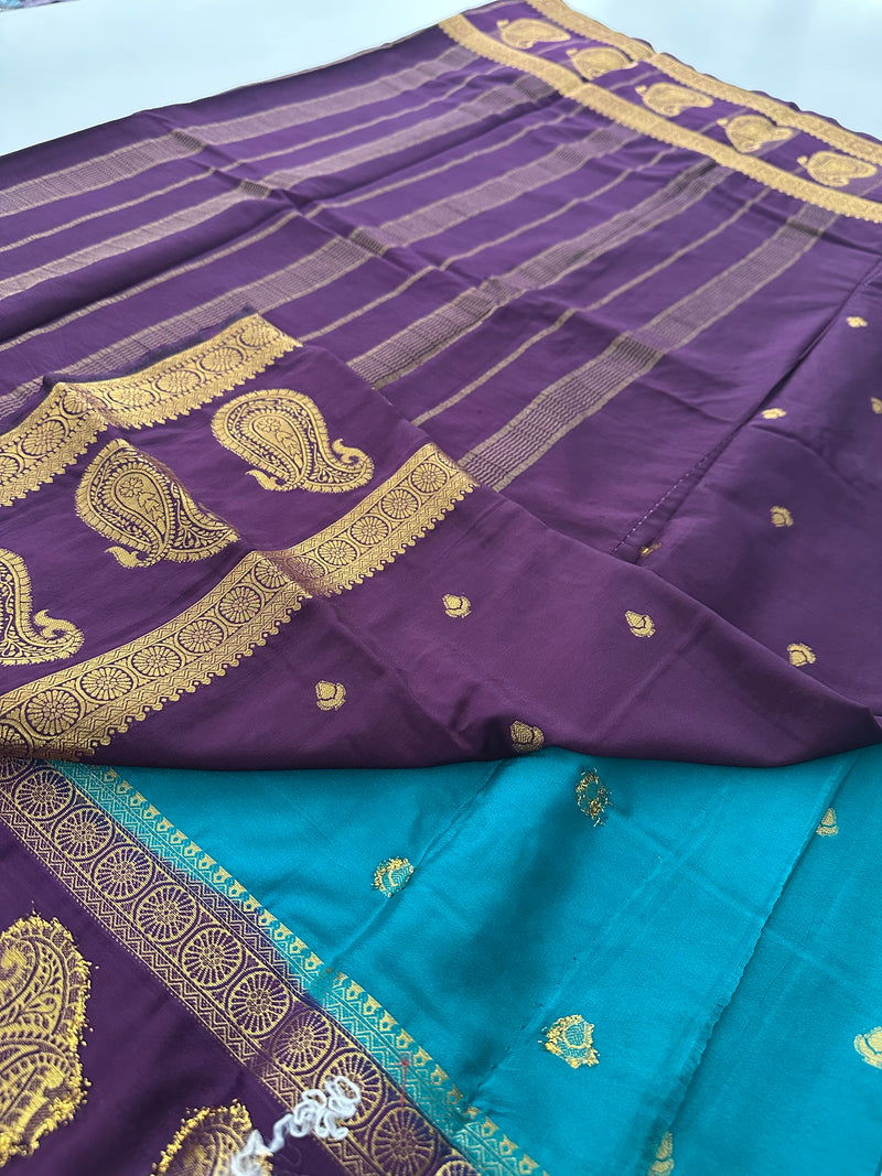 Vintage Semi Crepe Silk Saree with contrast butti blouse and mango border-Au15