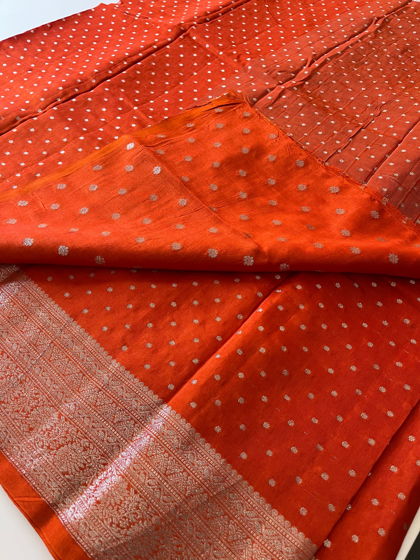 Silver Butties Banarasi Viscose