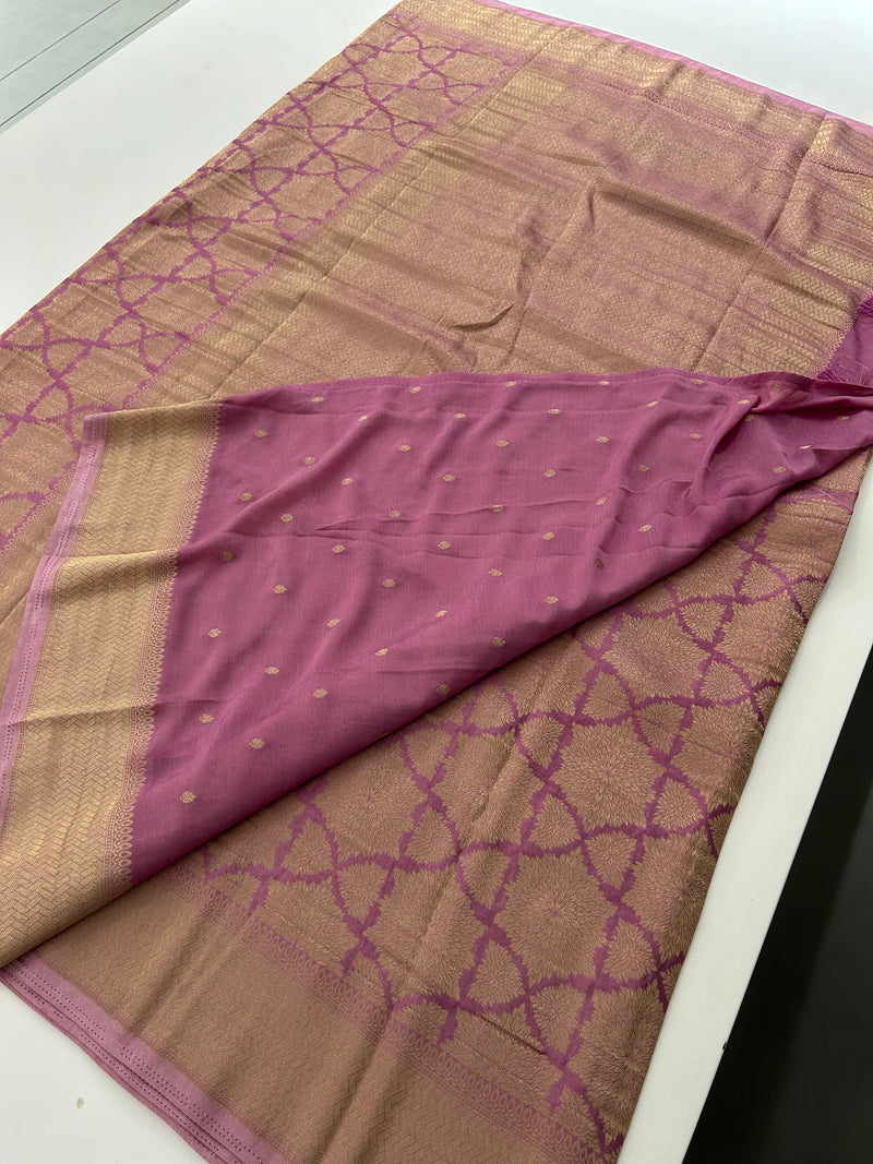 Rich Fancy Georgette Viscose Saree in Pastels and a Dark Shade♥️
Comes with Brocade buttas and butti self blouse ♥️ JU21