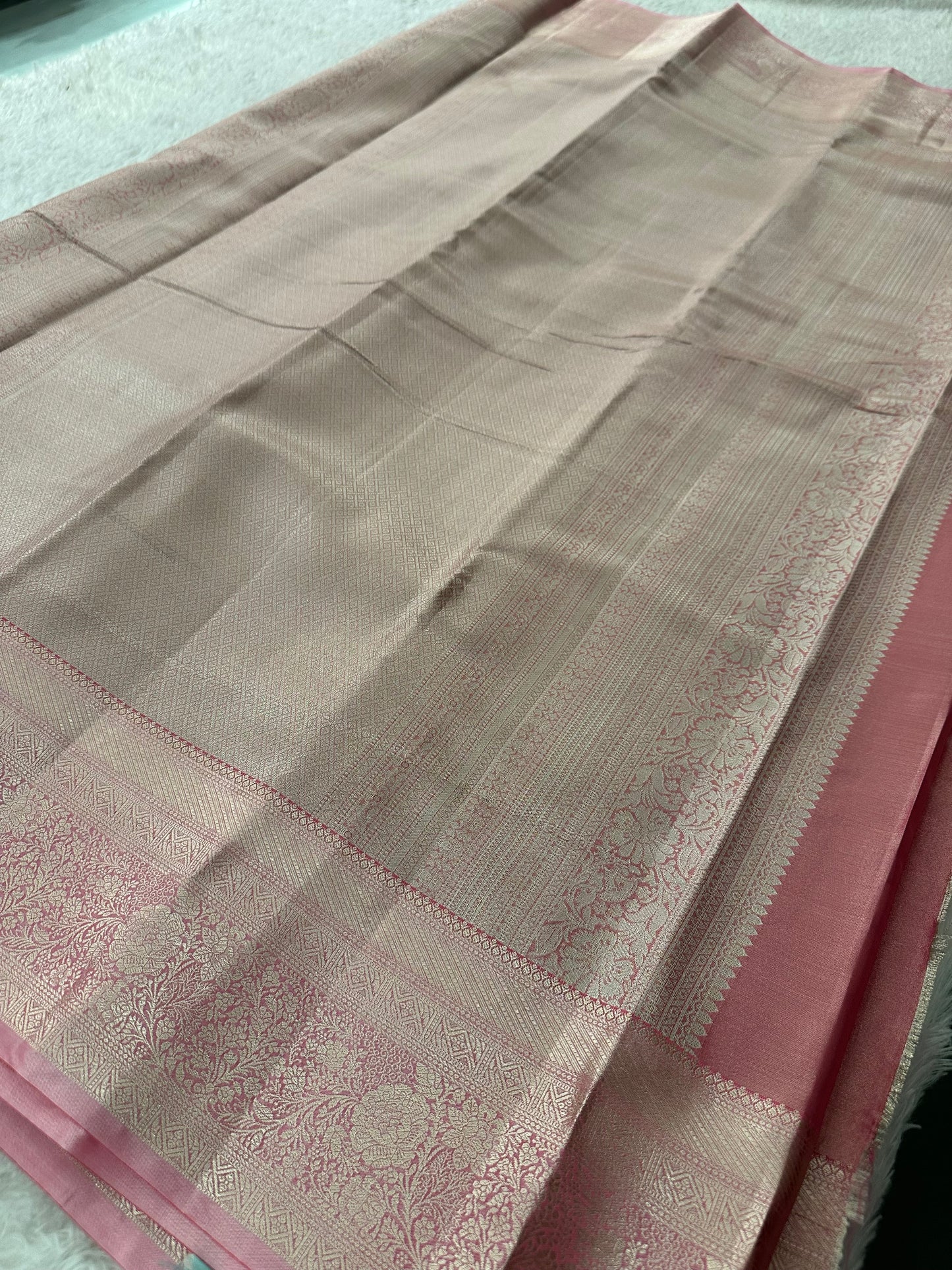 Kanchi Tissue Semi Silk-M16