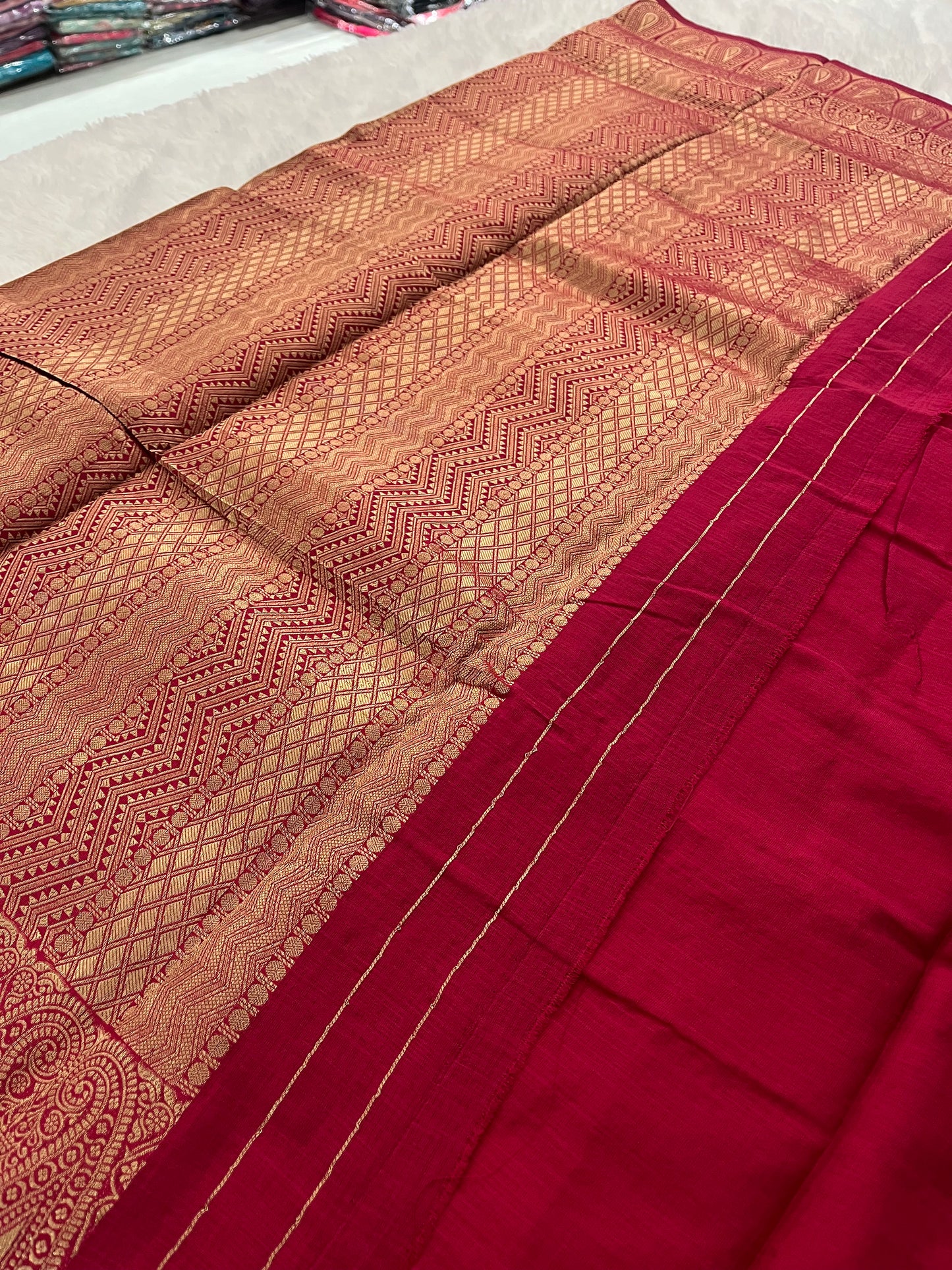 Crape Sparrow Buttas Fancy -F8