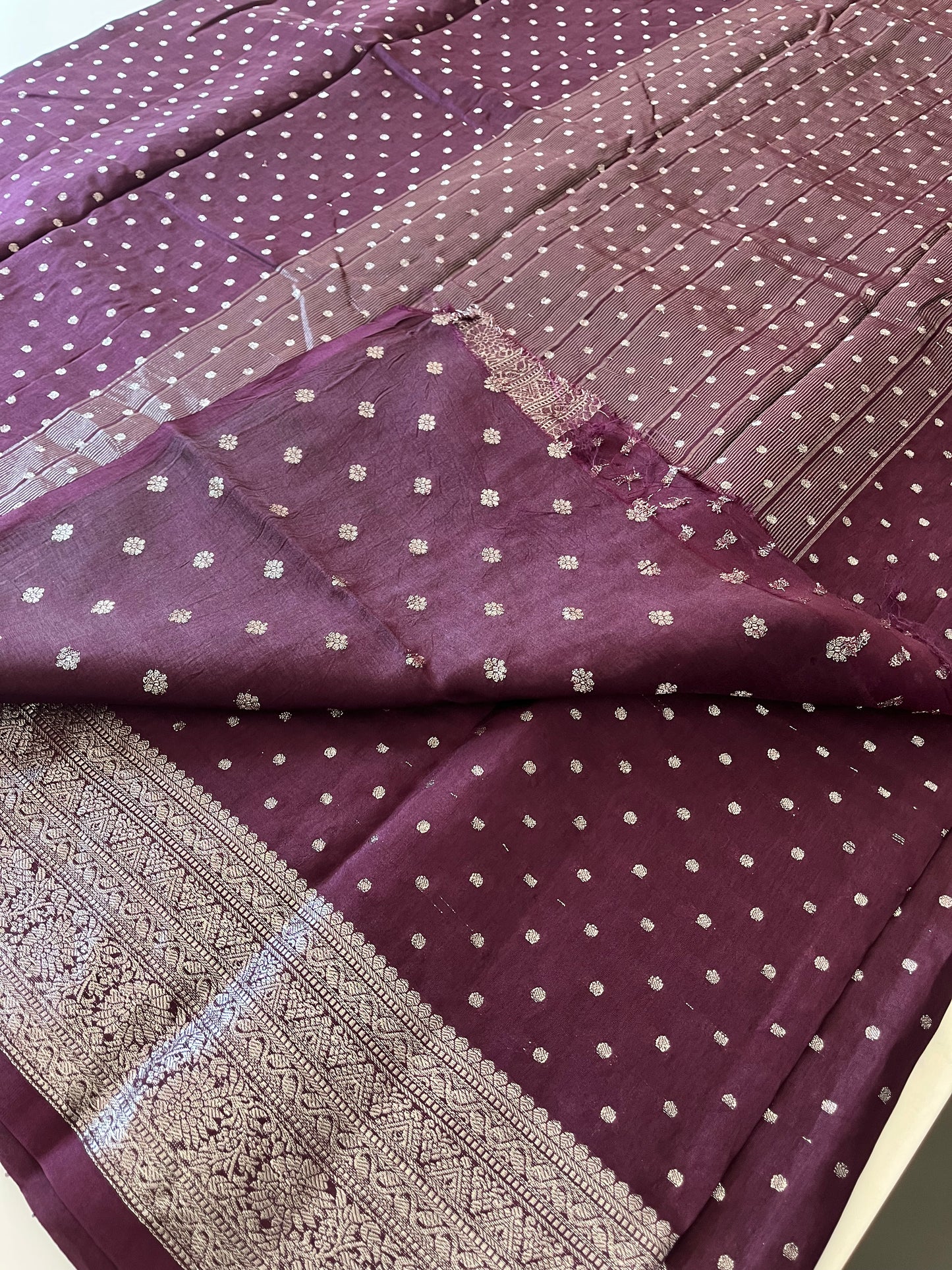 Silver Butties Banarasi Viscose