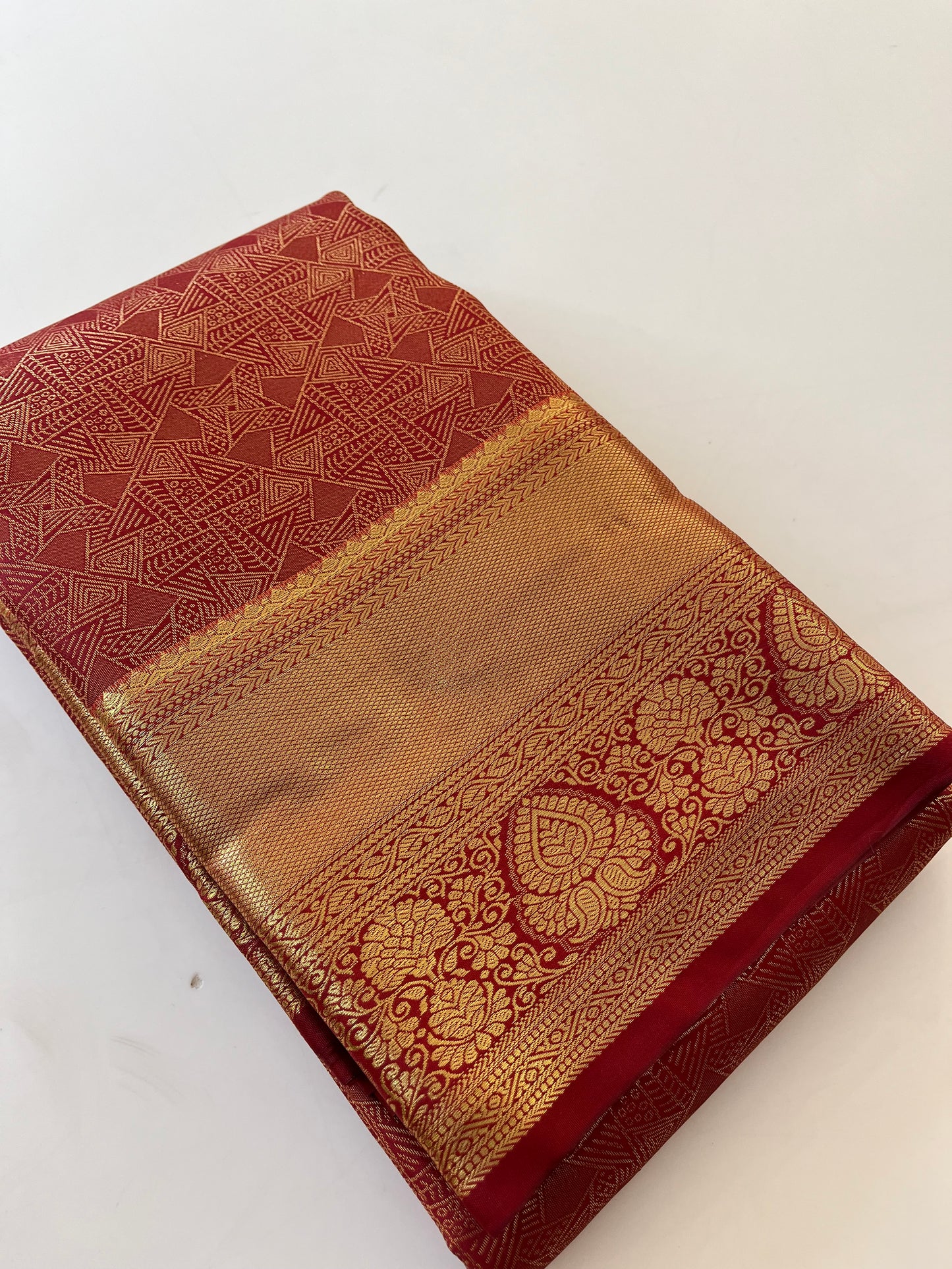 Kanchi semi silk brocade