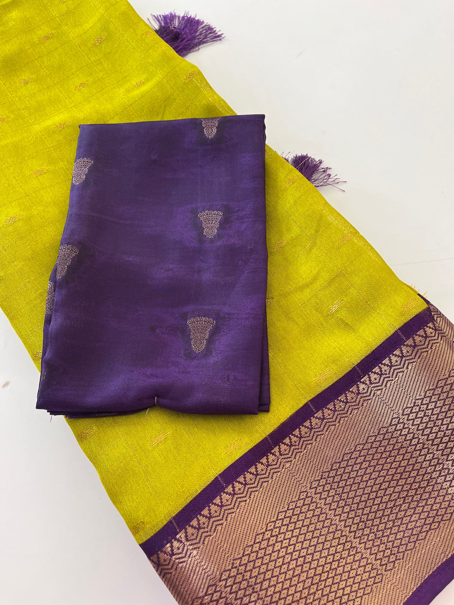 Moonga silk saree