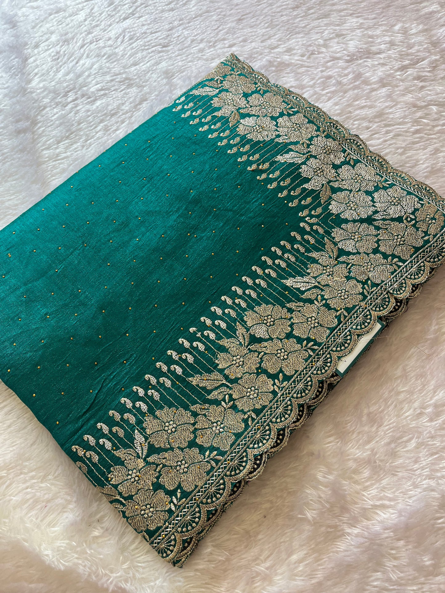 Scallop borde Fancy saree