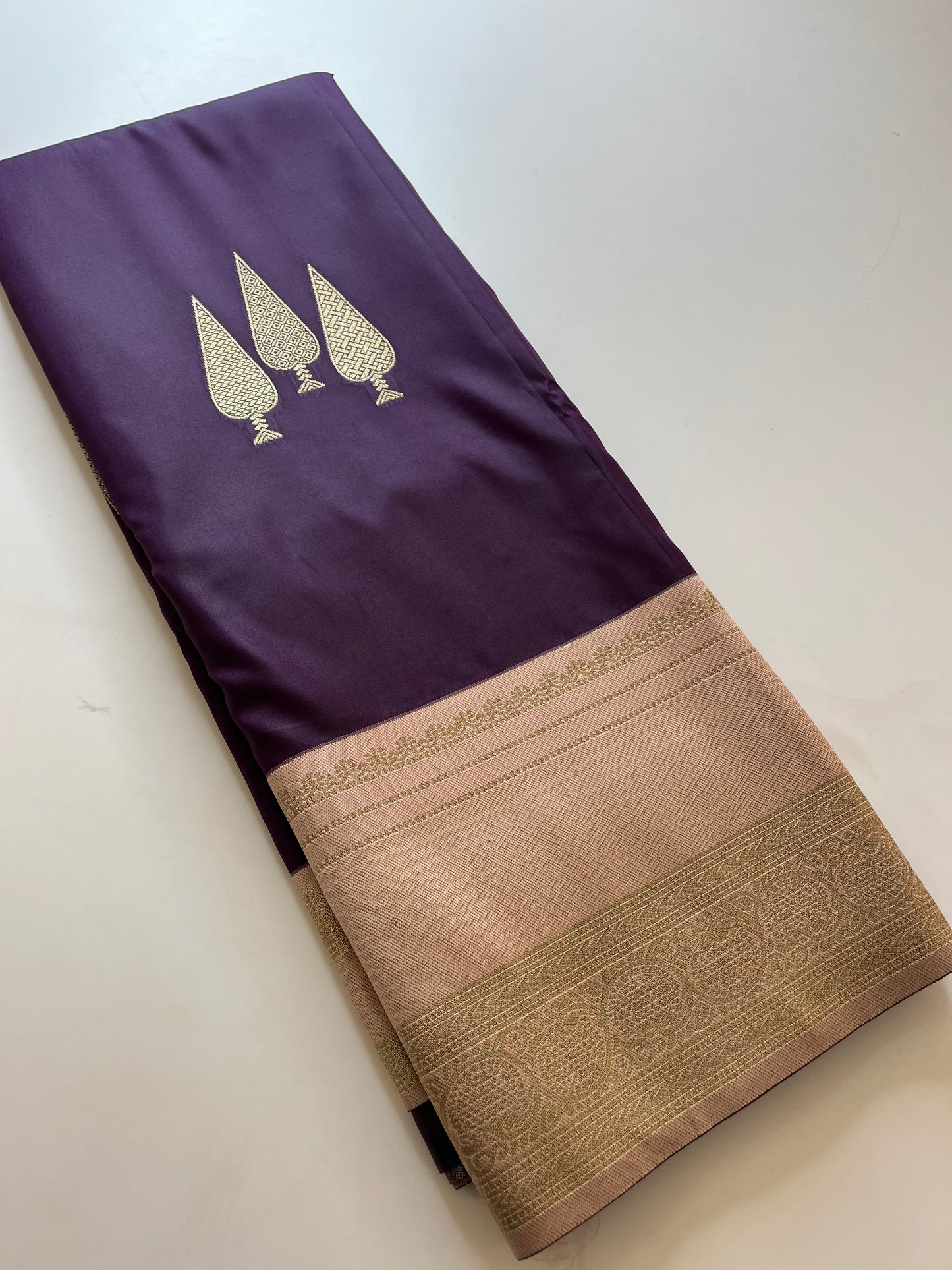 Valkalam Silk