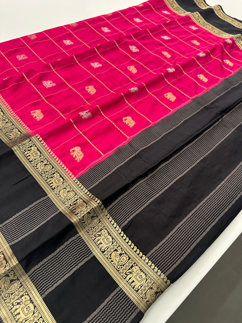 Premium Semi Mysore Silk sarees with silver and gold weavings and contrast blouse piece🌹-AU9