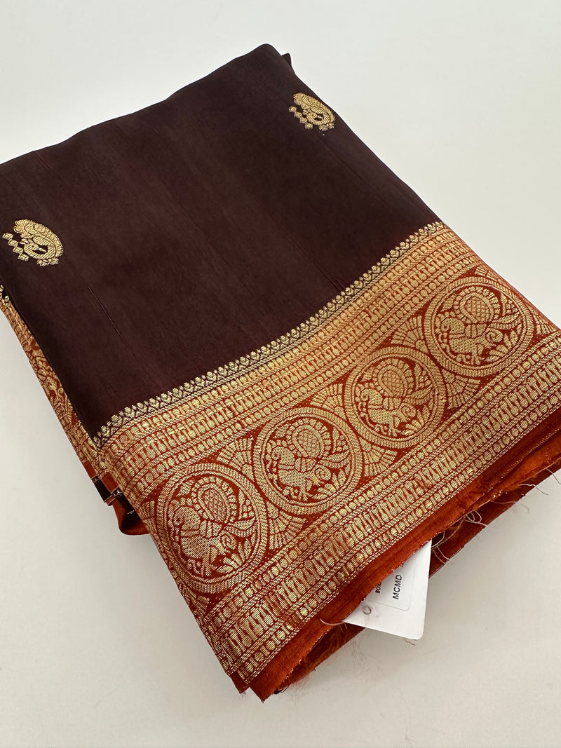 Tussar Fancy Saree in New Contrast Borders🌹- AU-17