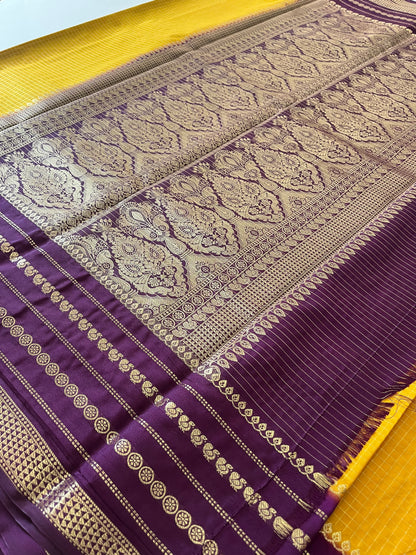 Crape Banarasi Checks Contrast