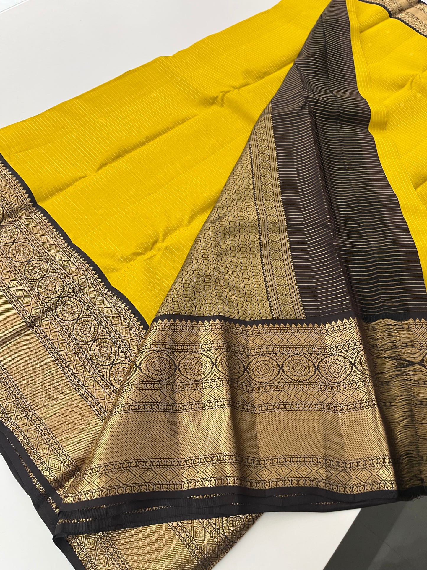Pure Kanchipuram silk saree with silk mark certified