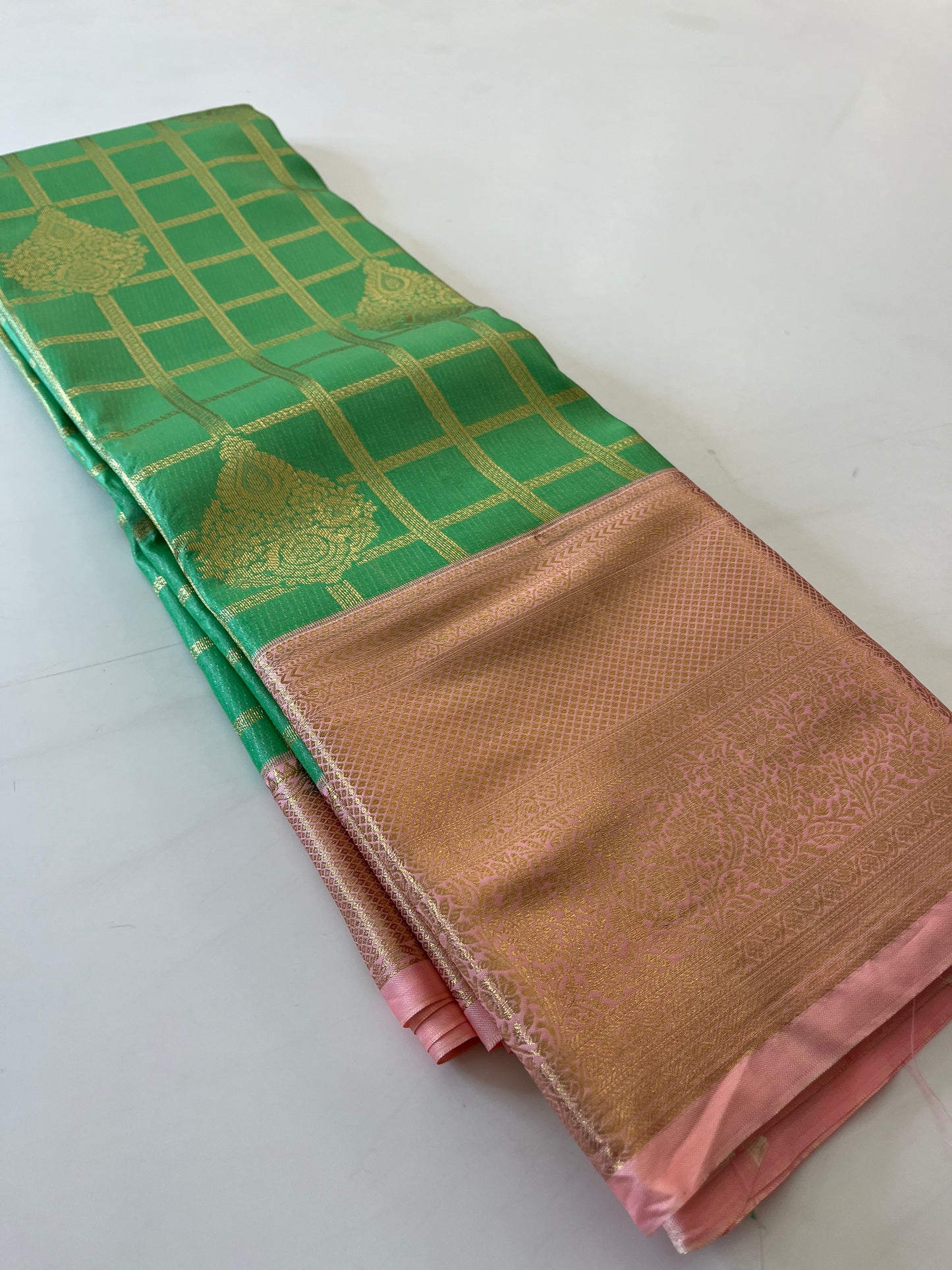 Semi Pattu Kanchi