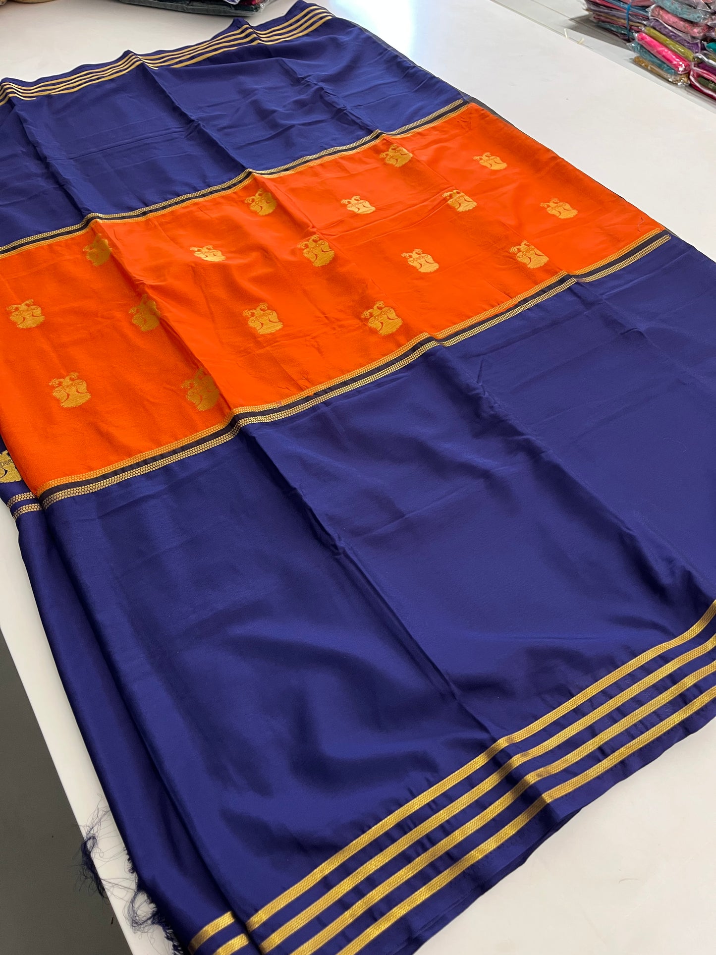 Vajra Silk Super Flowly