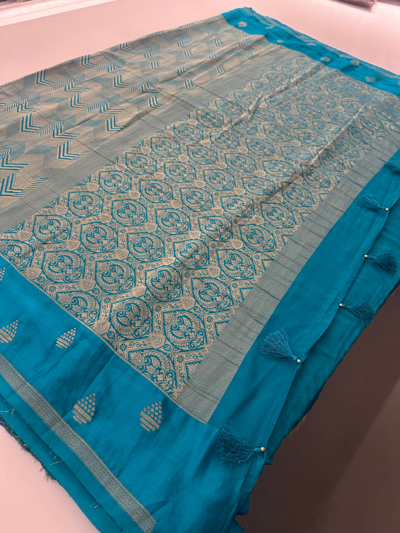Rich Fancy Georgette Viscose Saree in Pastels and a Dark Shade♥️ Comes with Brocade buttas and butti self blouse ♥️-JU25