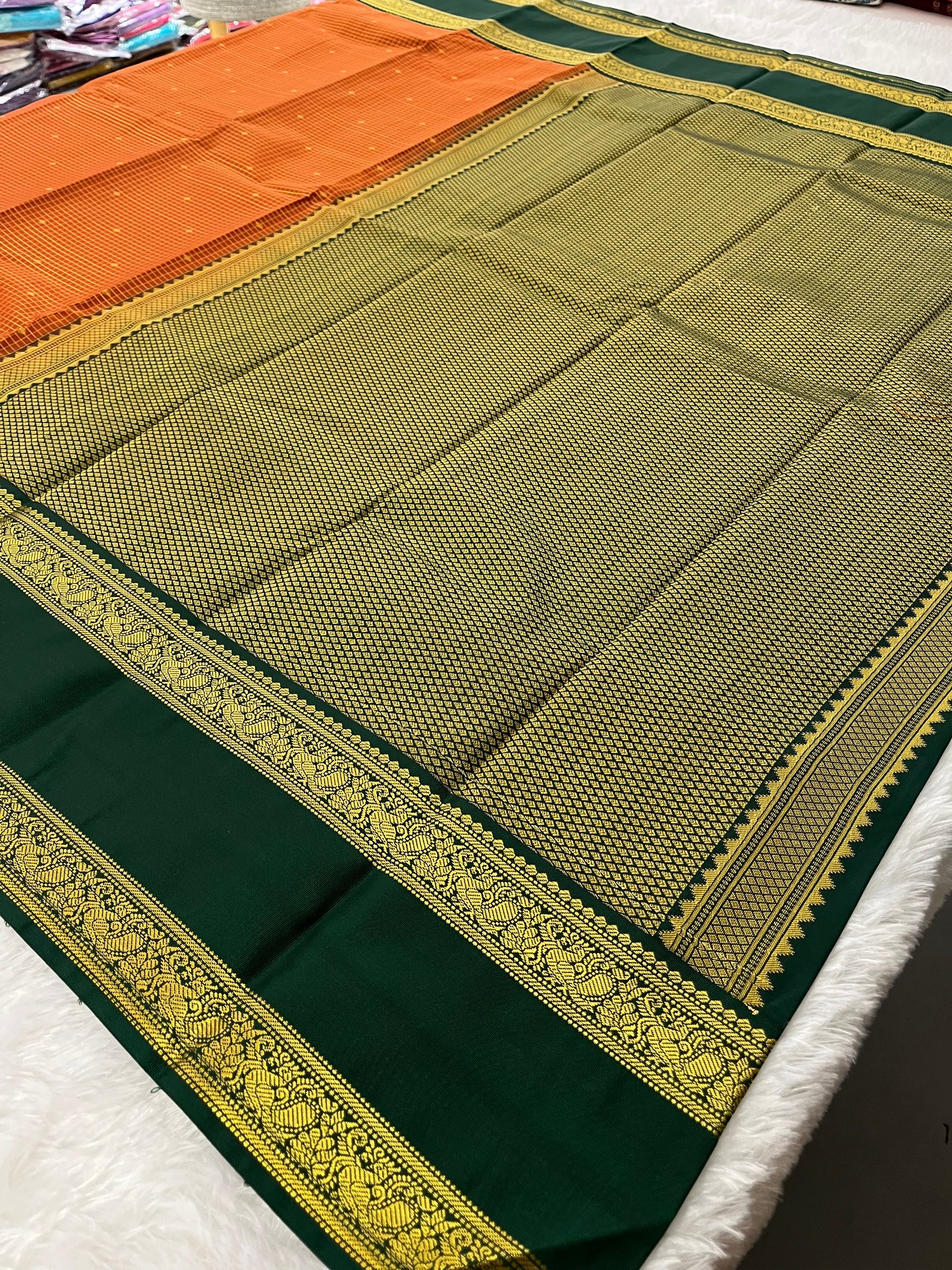 Kanchi  Semi Silk F4