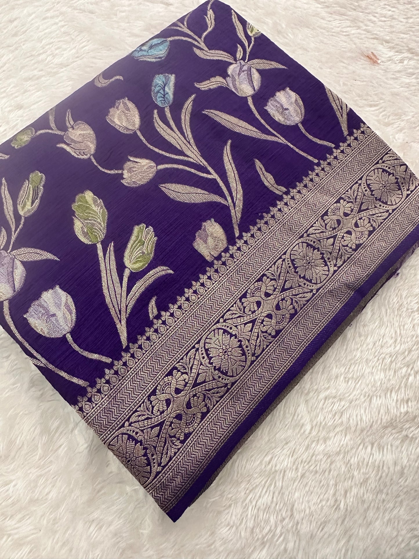 Tulips Linen Premium Saree-M13