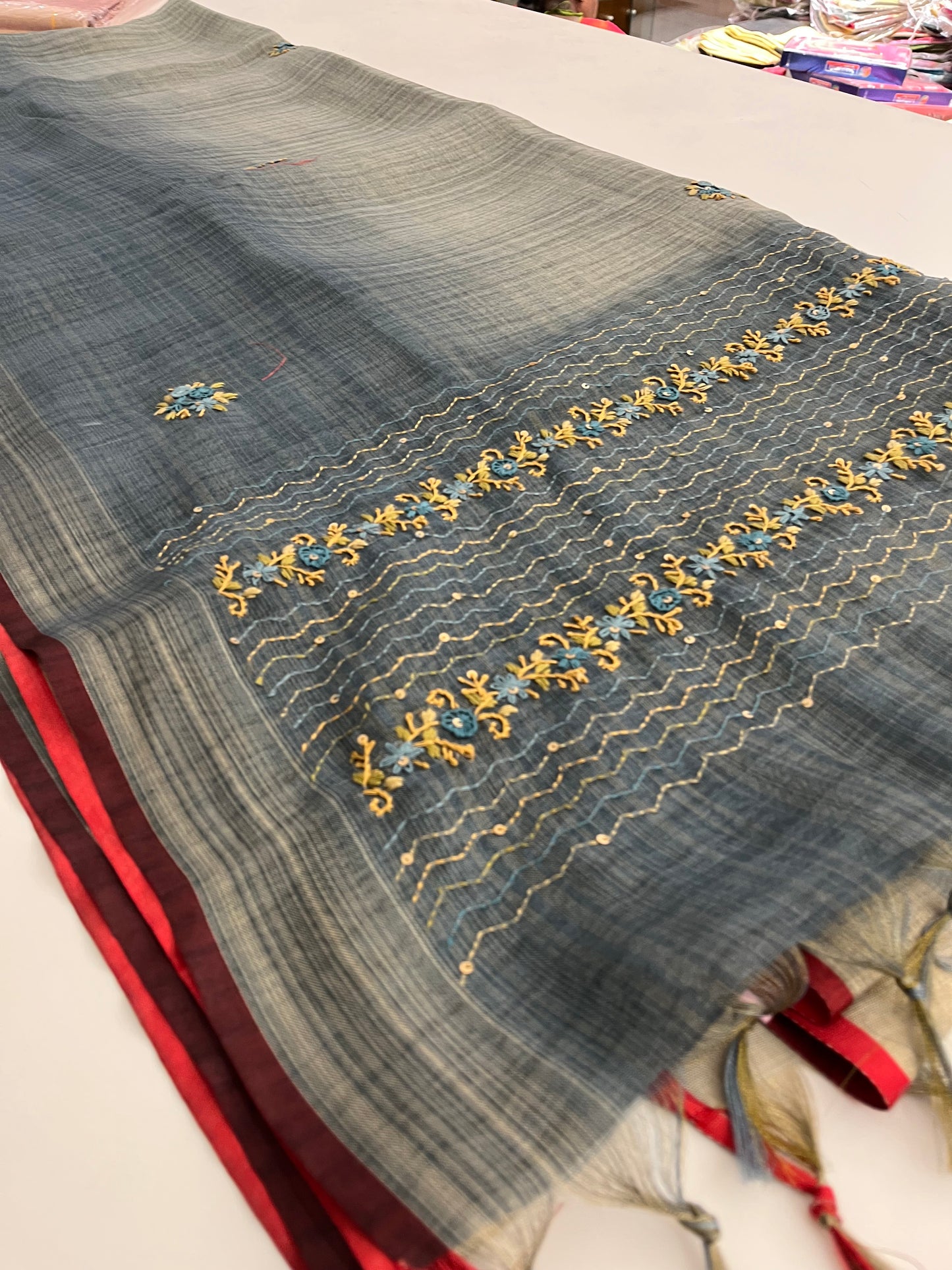 Linen Embroidery Fancy