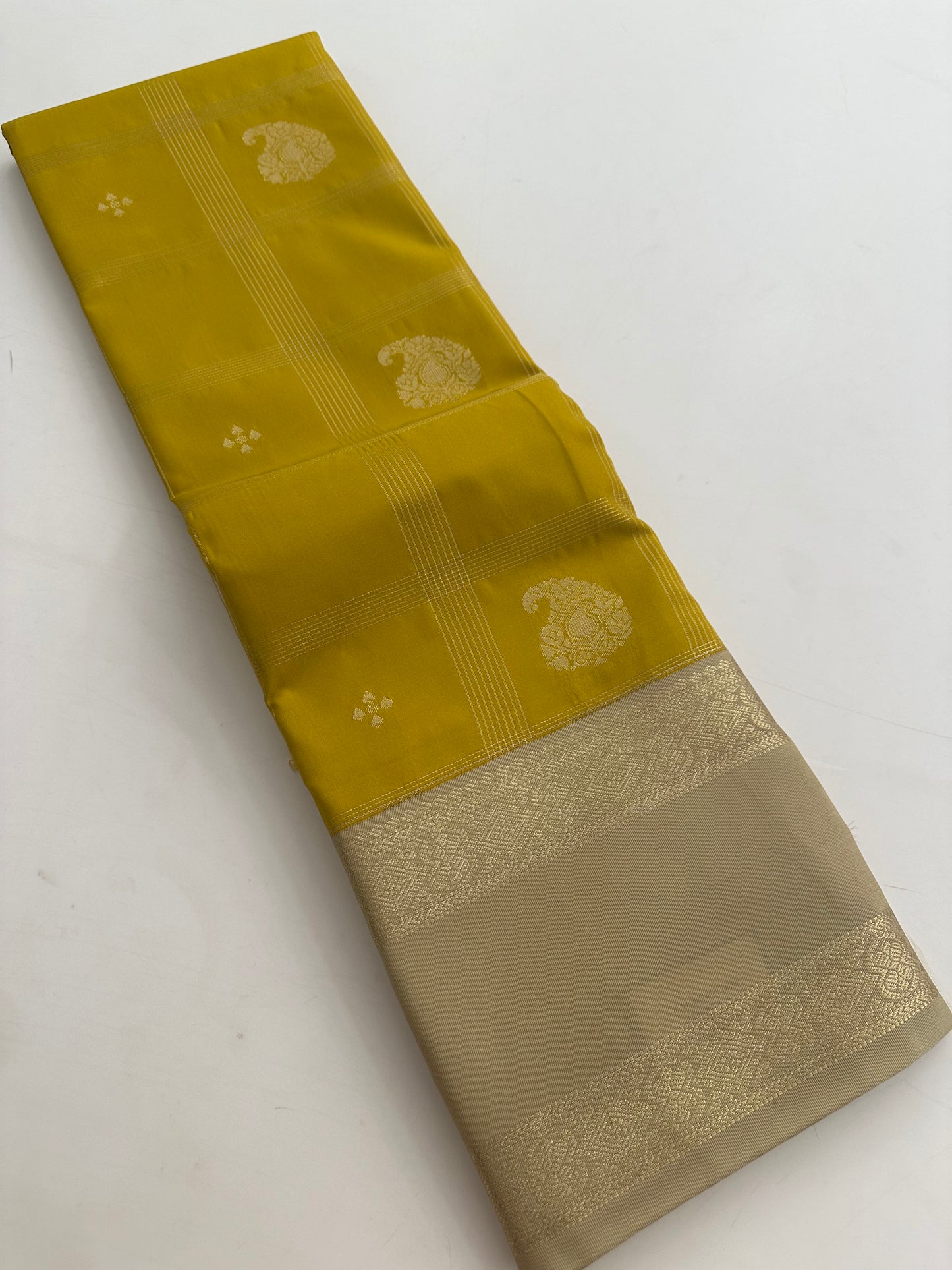 Semi Kanchi/Vegan Silk Saree-11