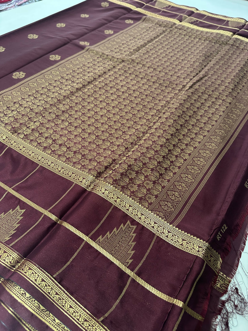 Crape Vintage Saree Wine Shade(PreBooking Only) 7-10 Days Shipment.