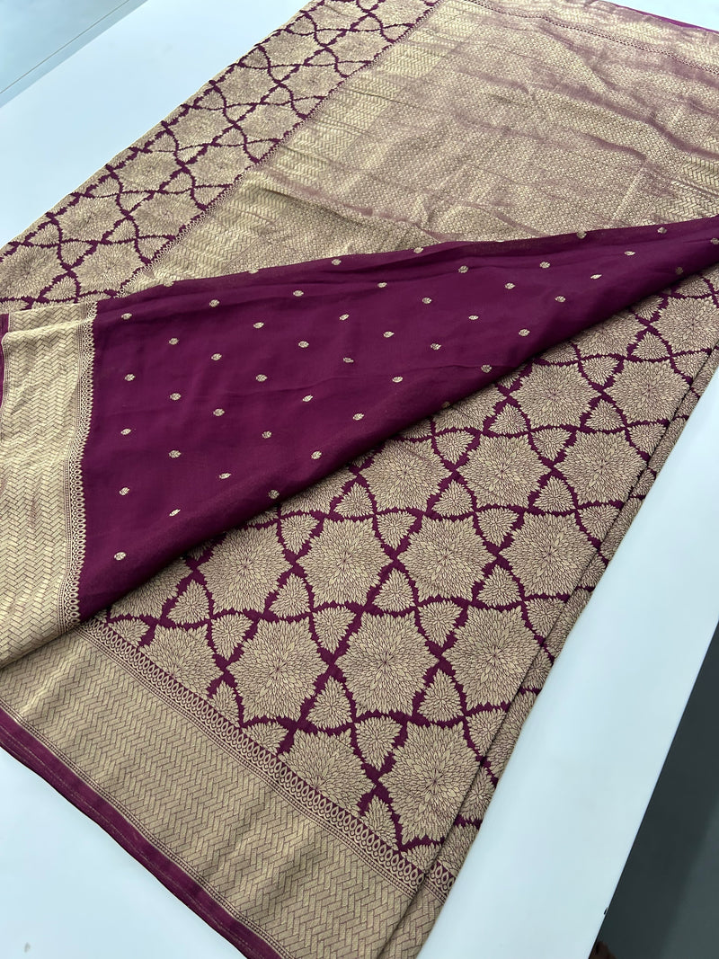 Rich Fancy Georgette Viscose Saree in Pastels and a Dark Shade♥️
Comes with Brocade buttas and butti self blouse ♥️ JU21