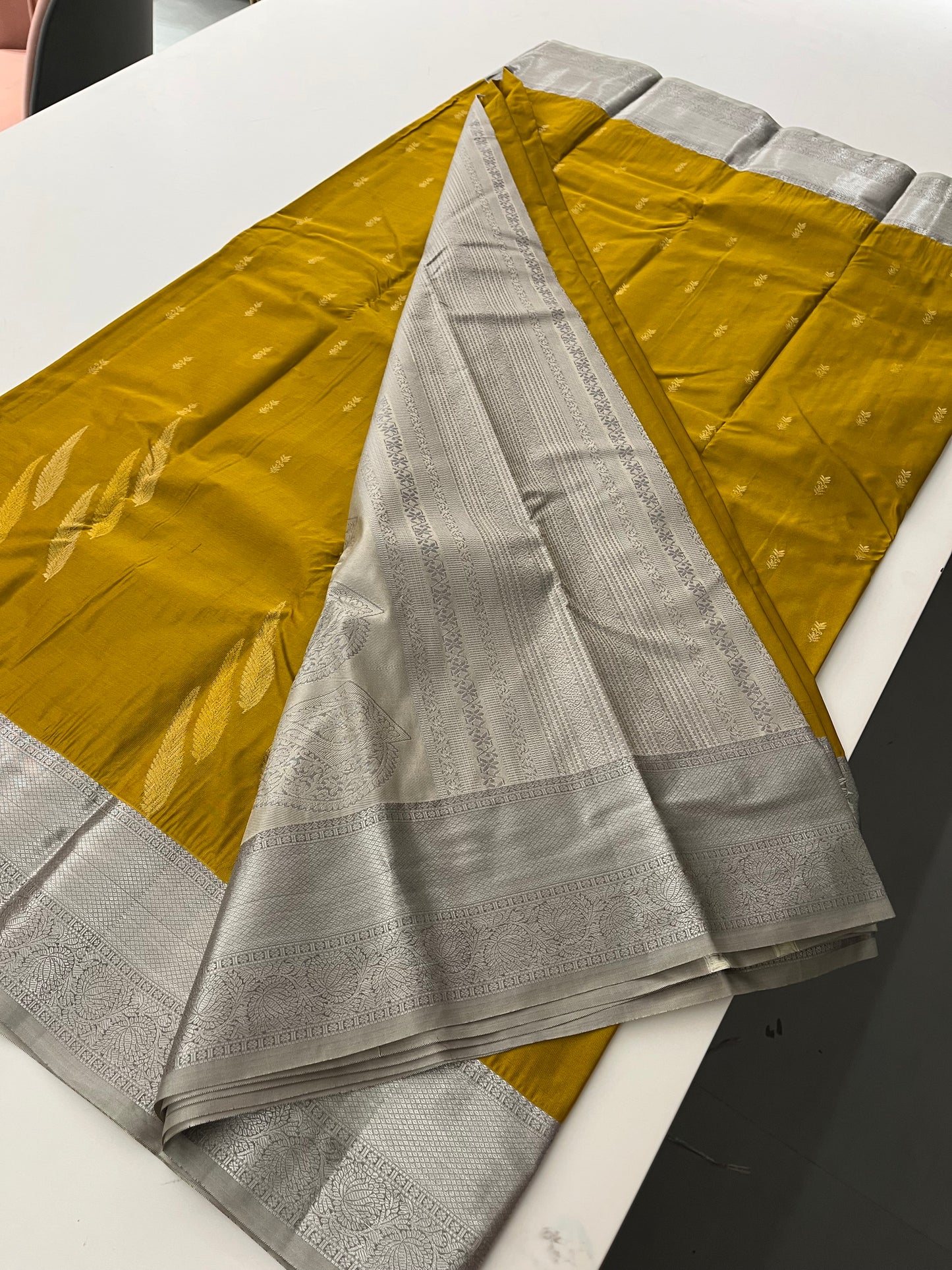 Semi Kanchi silk