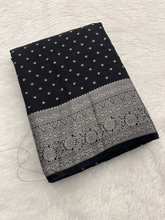 M7 Silver Dots kaddi fancy
