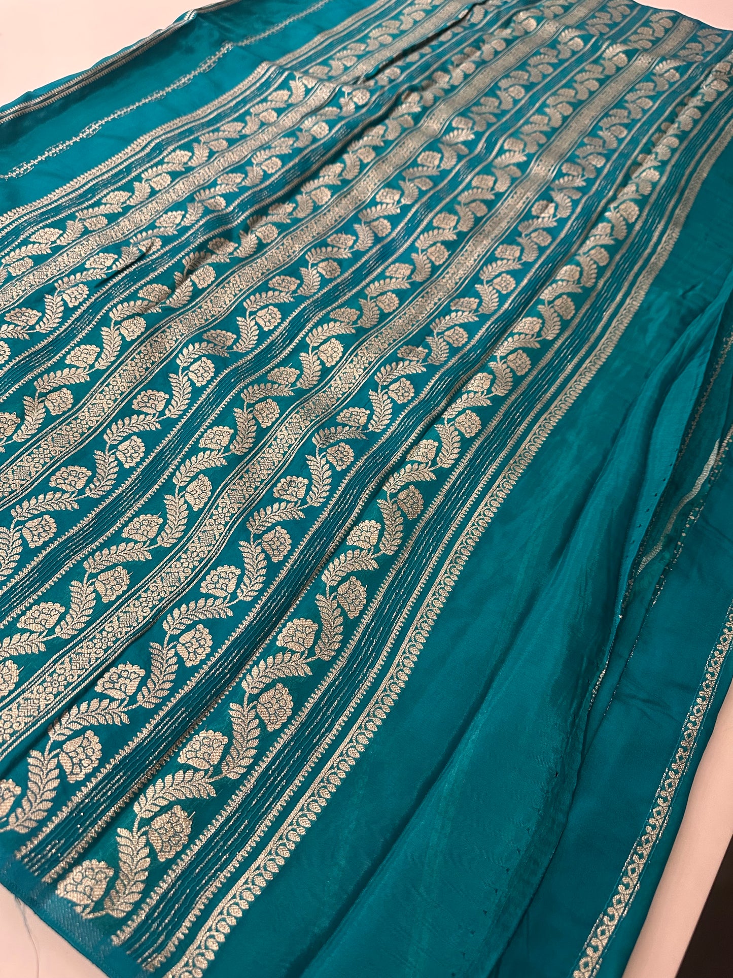 Borderless Chinnon Premium -M29