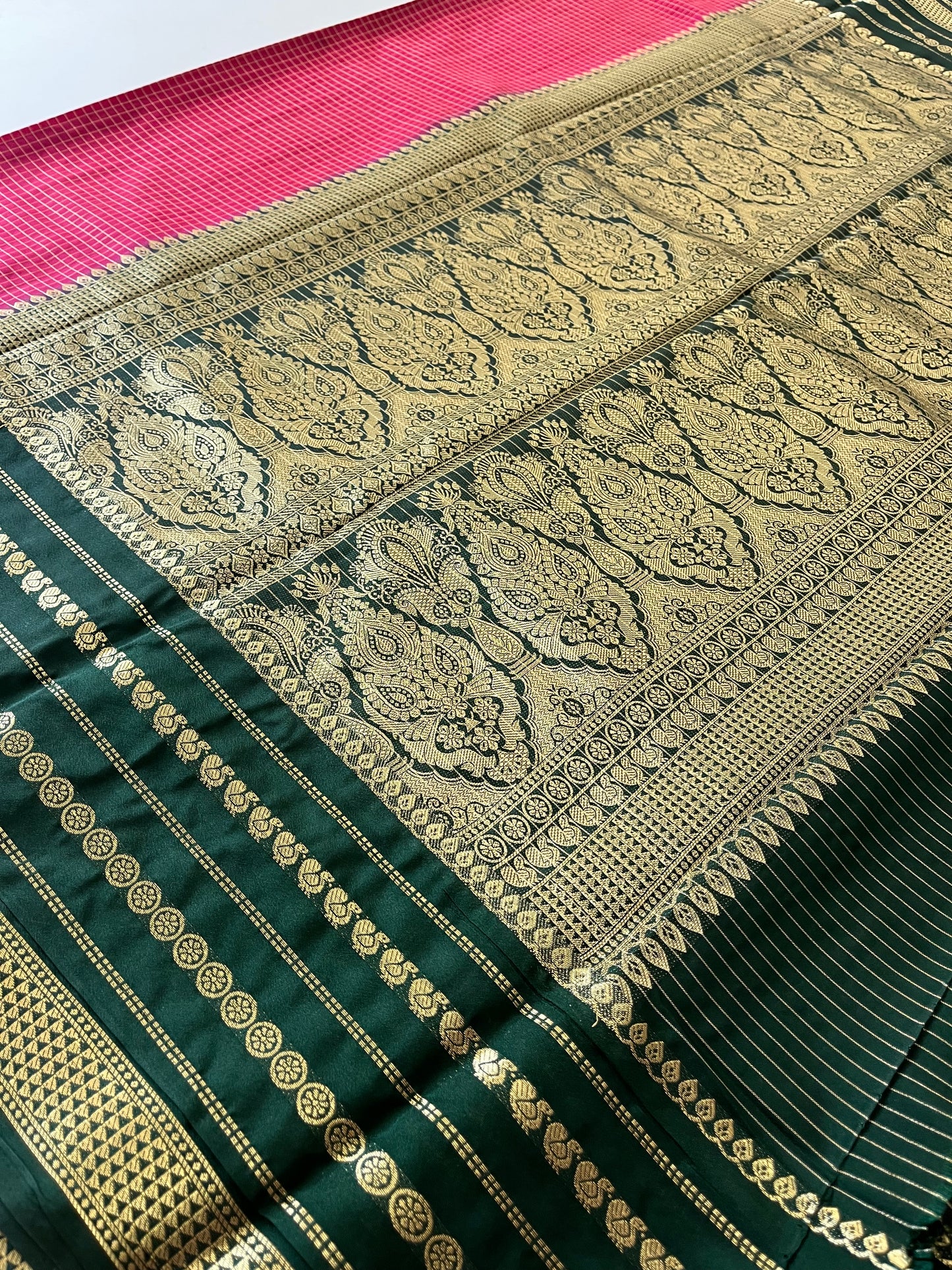 Crape Banarasi Checks Contrast