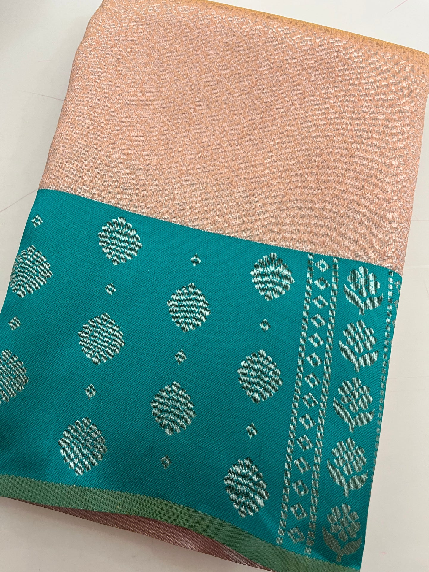 810 VALKALAM SILK/ SEMI SILK