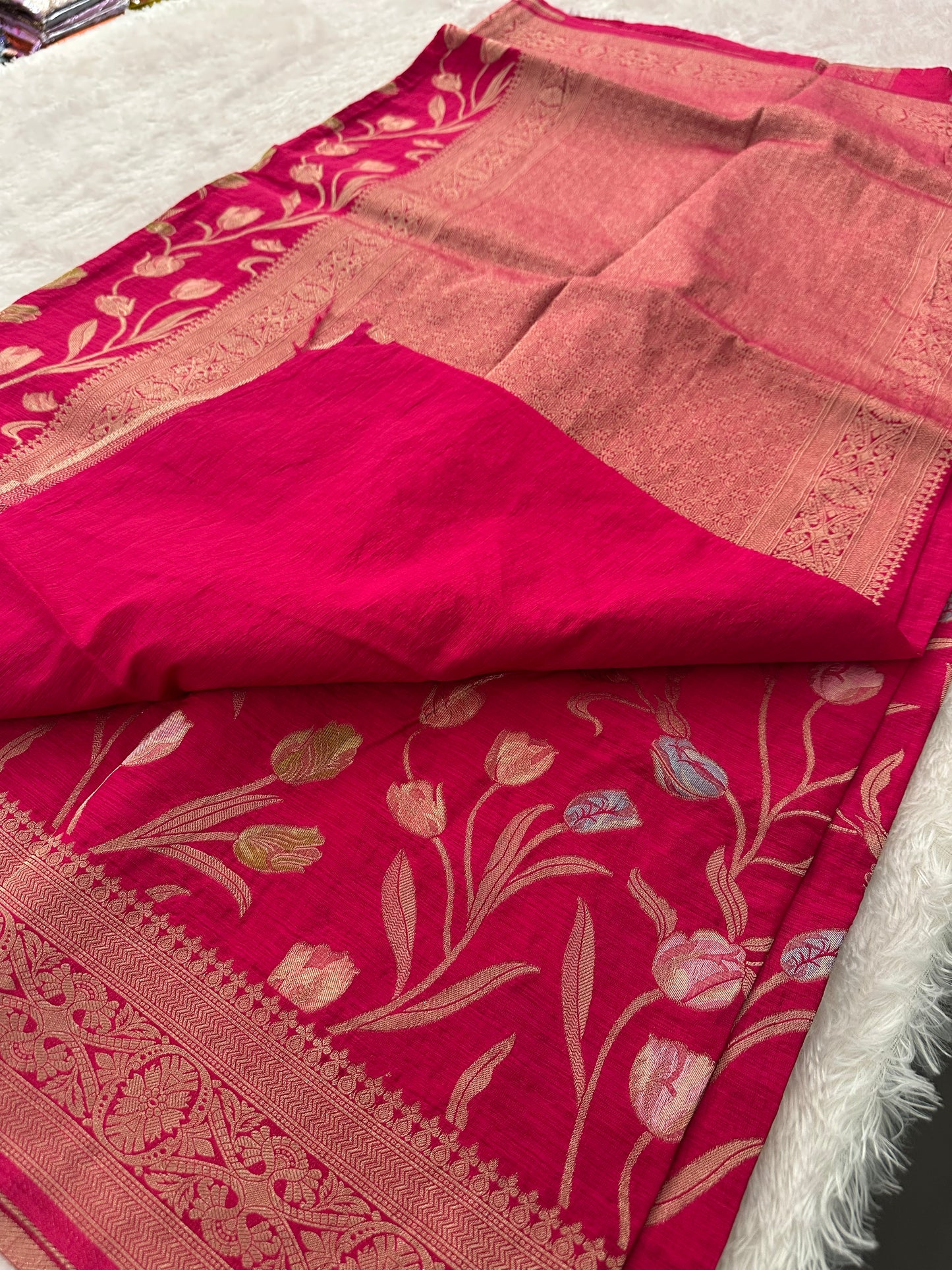 Tulips Linen Premium Saree-M13