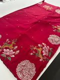 ButterSilk Tussar Sarees are back in stock🌹
Comes with aari work and scallop style borders and cutwork buttas🌹-JU18