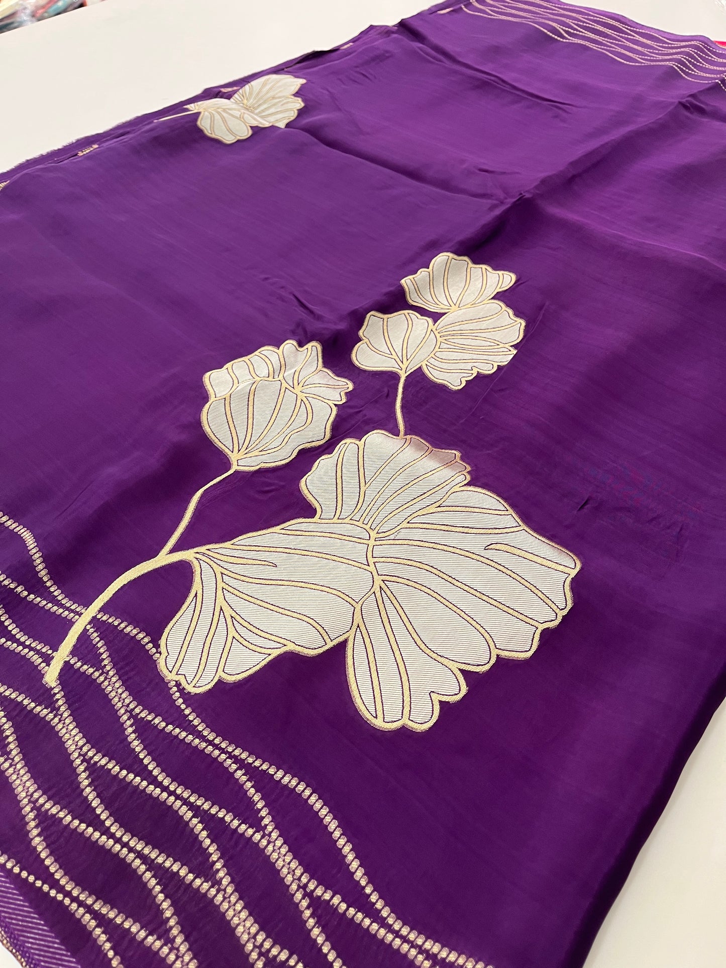 Chinnon Silk Premium Lily Green x Red-1121