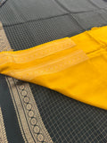 Banarasi crêpe sarees with contrast blouse piece🌹 comes in rich border and small Checks -AU6