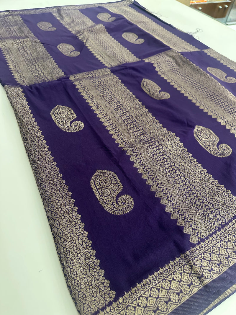 Banarsi Crape Fancy 🌹-AU6