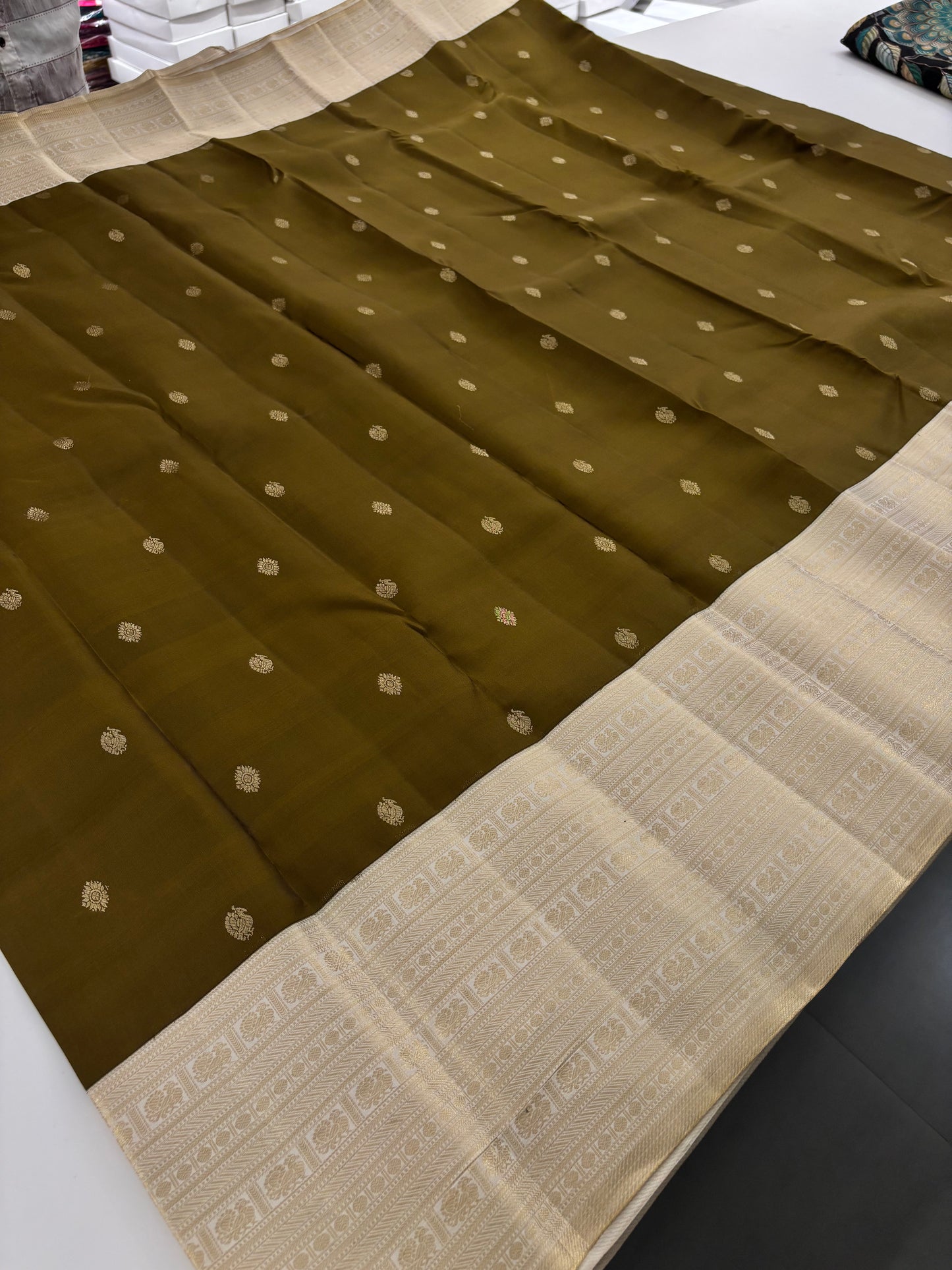 Pure Handloom Kanjeevaram Tissue Brocade Pallu and Blouse Designer Piece