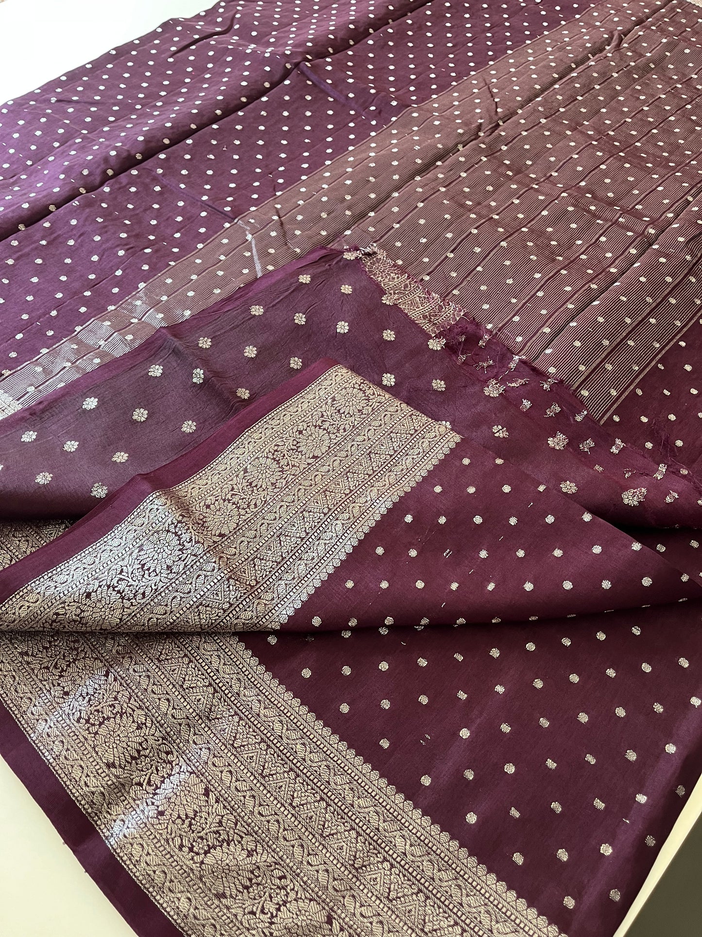 Silver Butties Banarasi Viscose