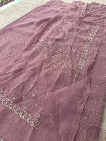 Fancy Embroidery-M17